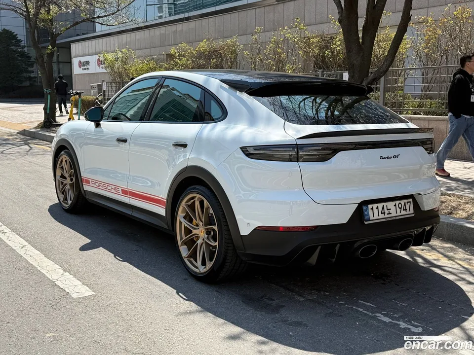 Porsche Cayenne 4.0 GT 2022 — миниатюра 3