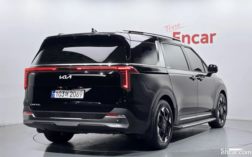 Kia Carnival 7 2024 — миниатюра 2