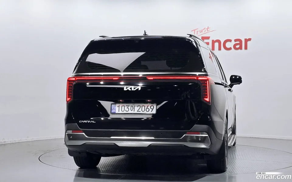 Kia Carnival 7 2024 — миниатюра 4