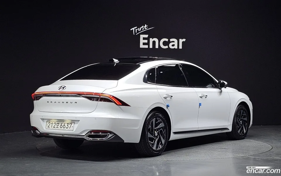 Hyundai Grandeur IG Hybrid 2022 — миниатюра 2