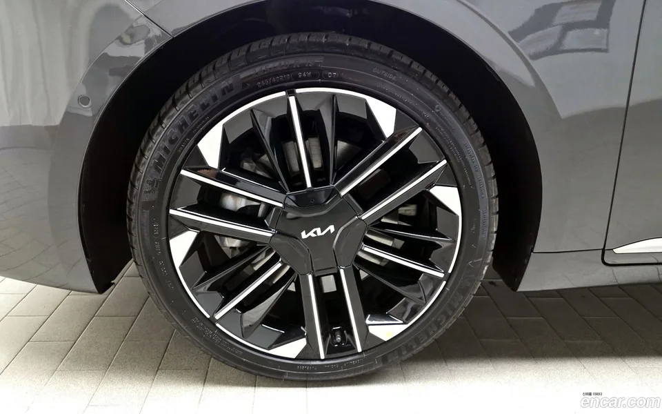 Kia K8 2.5 2WD 2025 — миниатюра 5