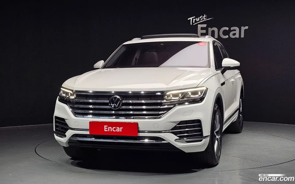 Volkswagen Touareg 3.0 TDI 2023 — миниатюра 3