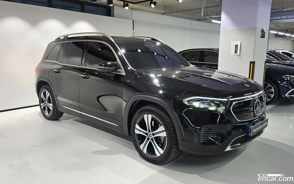 Mercedes-Benz EQB EQB300 4MATIC 2023 — миниатюра 2