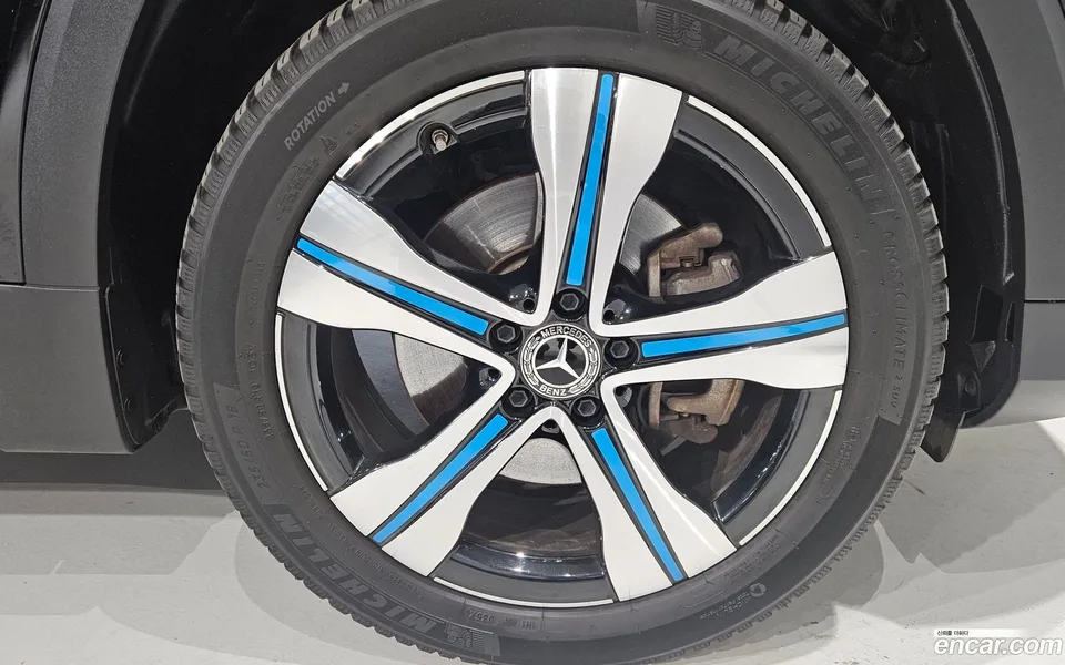Mercedes-Benz EQB EQB300 4MATIC 2023 — миниатюра 5