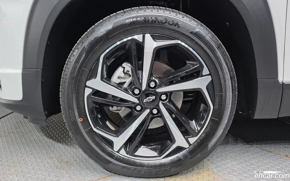 Chevrolet Trailblazer 1.3 2WD 2023 — миниатюра 5