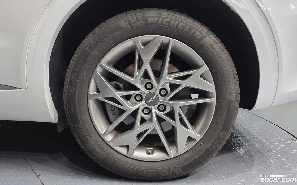 Genesis GV70 2.5T 2WD 2023 — миниатюра 2