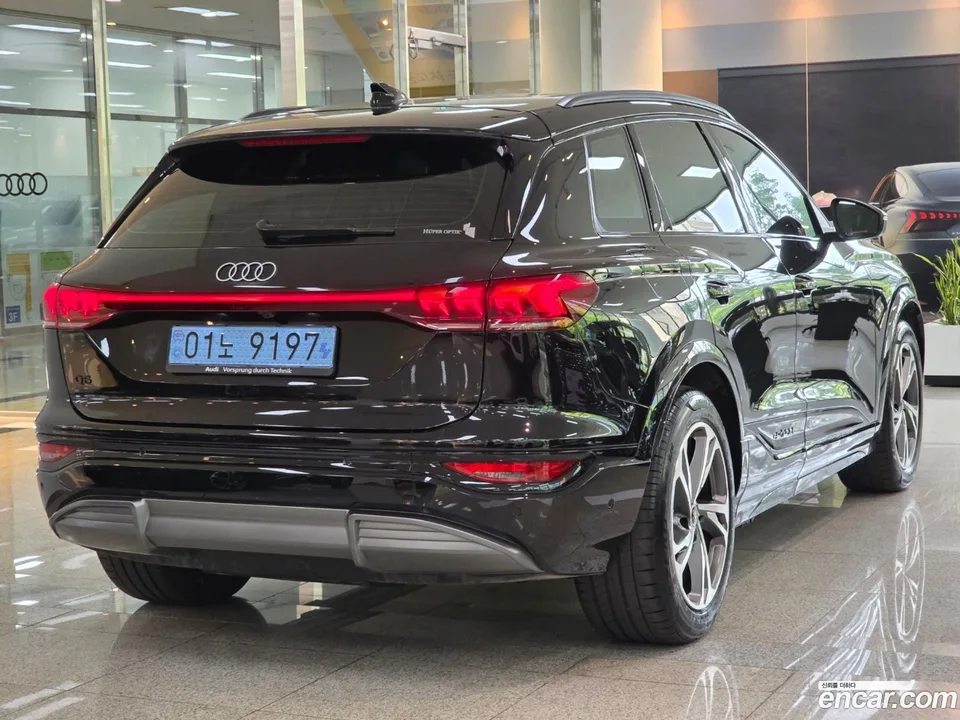 Audi Q6 e- 2025 — миниатюра 2