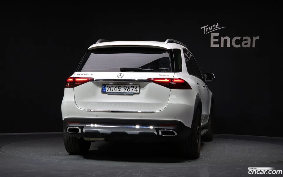 Mercedes-Benz GLE-Class GLE300d 4MATIC 2024 — миниатюра 4