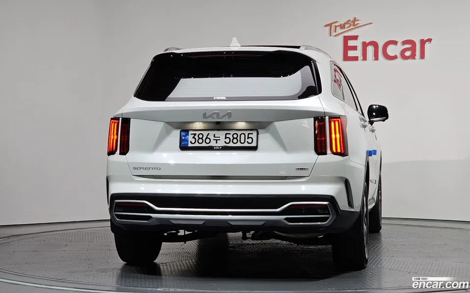 Kia Sorento HEV 1.6 2WD 2023 — миниатюра 4
