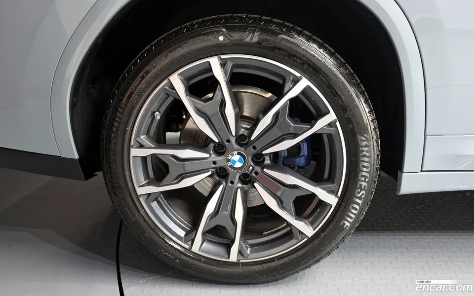 BMW X4 xDrive20d M 2025 — миниатюра 5