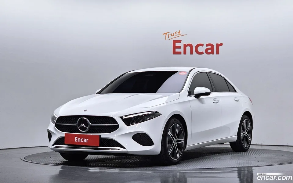 Mercedes-Benz A-Class A220 2024 — фото 1, купить с доставкой в Москву