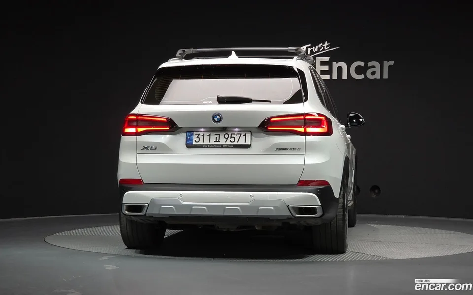 BMW X5 xDrive 45e xLine 2022 — миниатюра 4