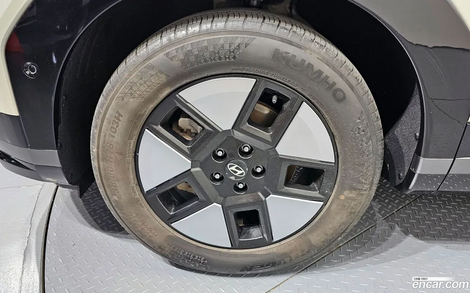 Hyundai SantaFe HEV 1.6 2WD 2023 — миниатюра 5