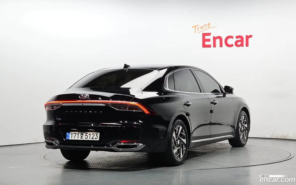 Hyundai Grandeur IG Hybrid 2022 — миниатюра 2
