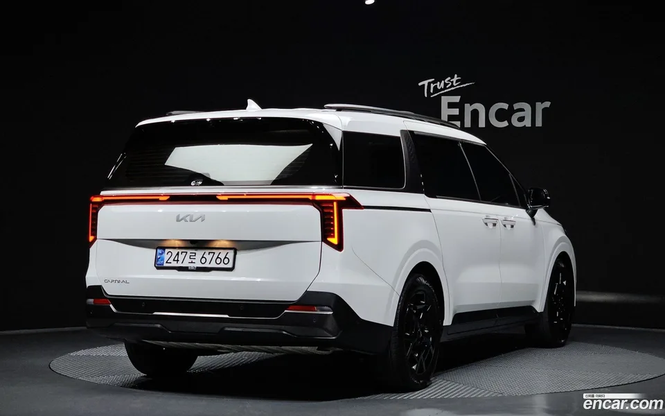 Kia Carnival 7 2025 — миниатюра 2