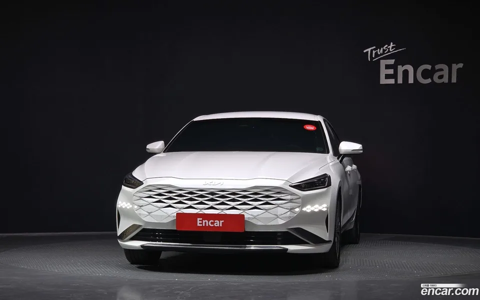Kia K8 Hybrid 2024 — миниатюра 3