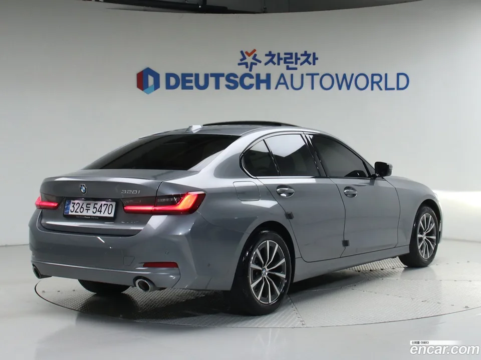 BMW 3 Series 320i 2024 — миниатюра 3