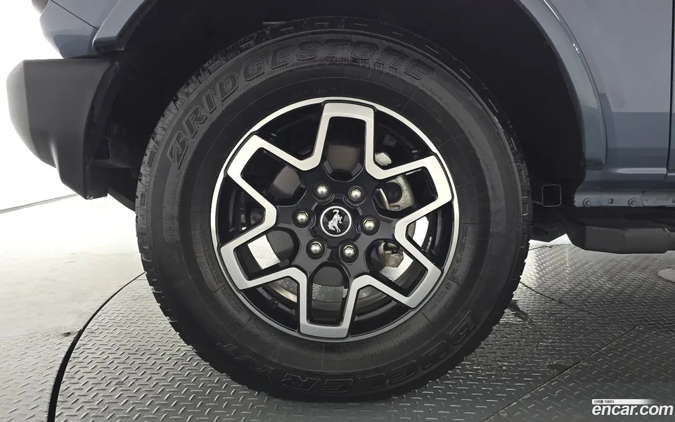 Ford Bronco 2.7 2023 — миниатюра 5