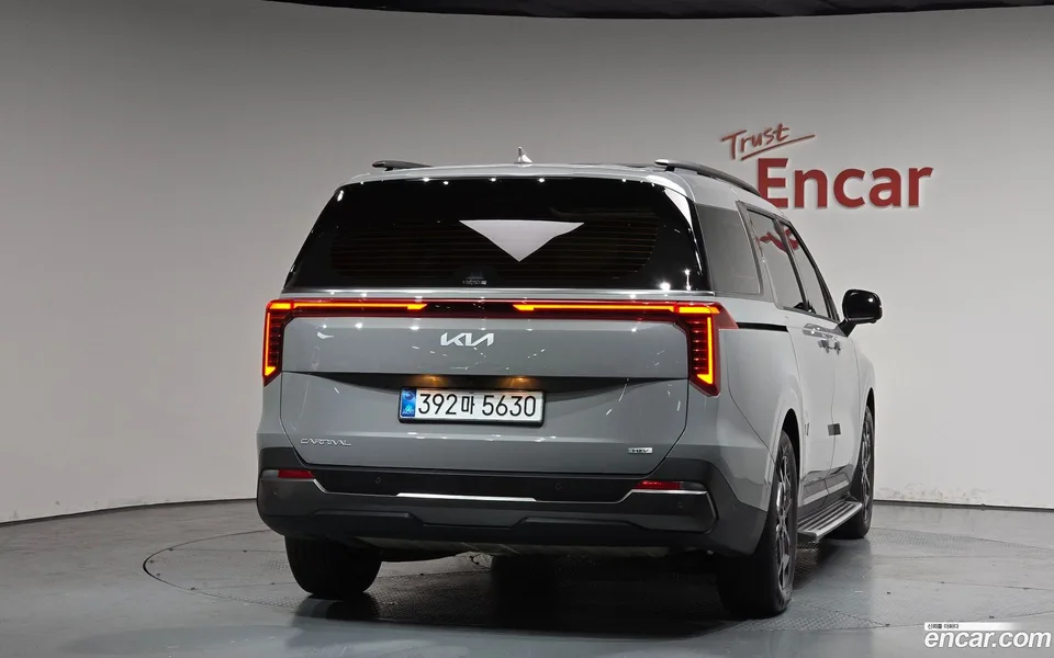 Kia Carnival HEV 7 2025 — миниатюра 4