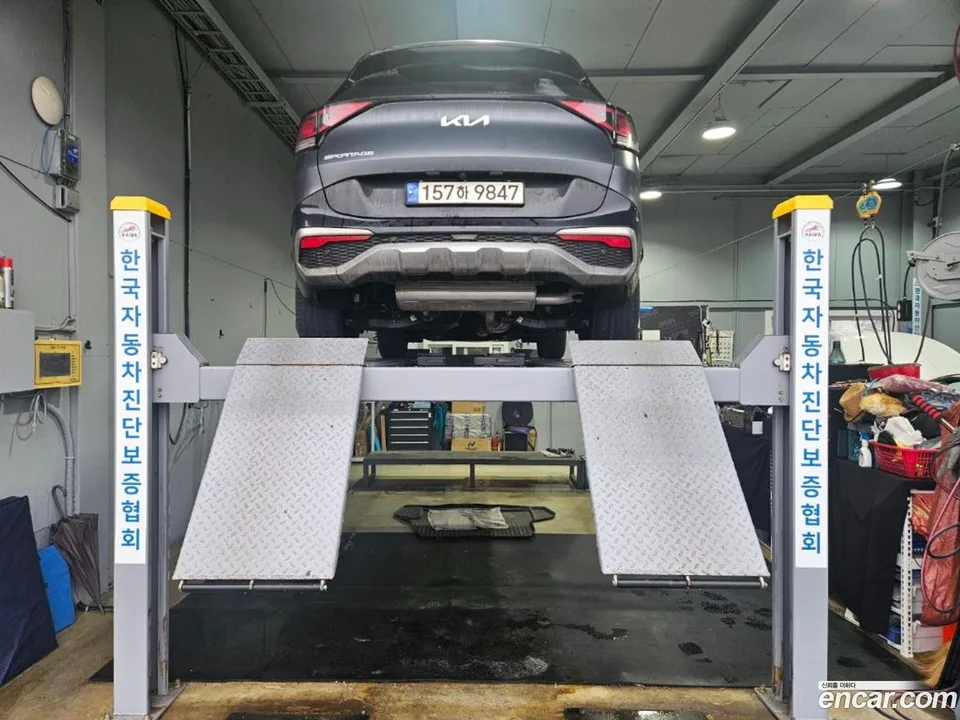 Kia Sportage 1.6 2WD 2022 — миниатюра 2