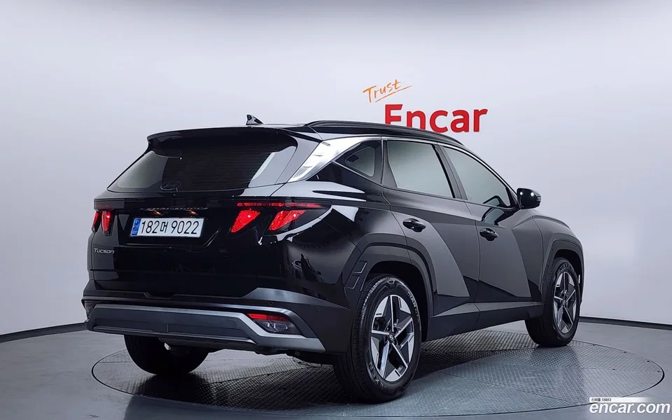 Hyundai Tucson NX4 1.6 2WD 2024 — миниатюра 2