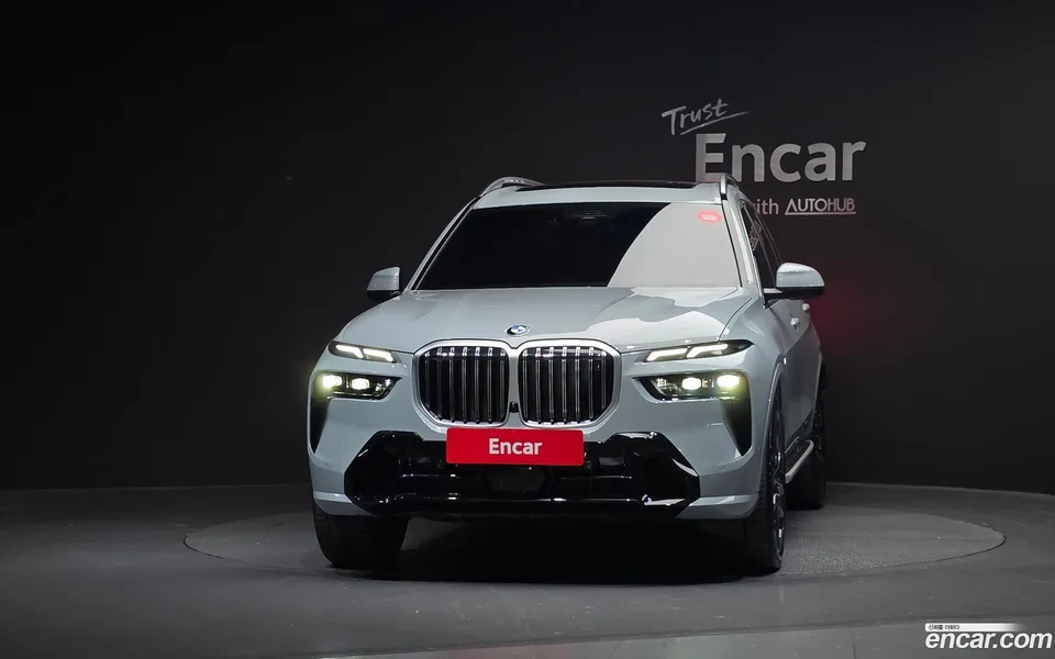 BMW X7 xDrive 40d M 6 2025 — миниатюра 3