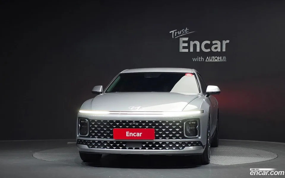 Hyundai Grandeur Hybrid 2023 — миниатюра 3