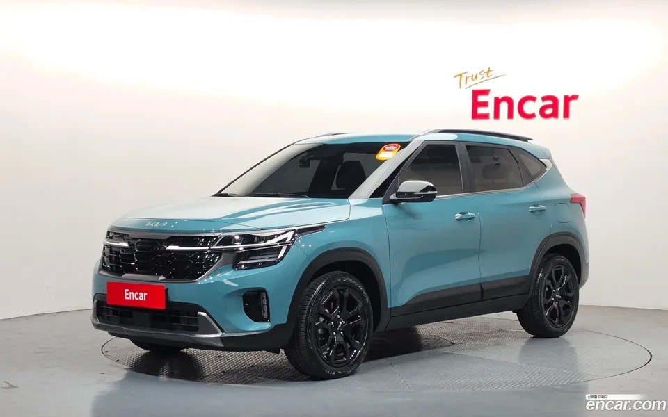 Kia Seltos 2.0 2WD 2024 — фото 1, купить с доставкой в Москву