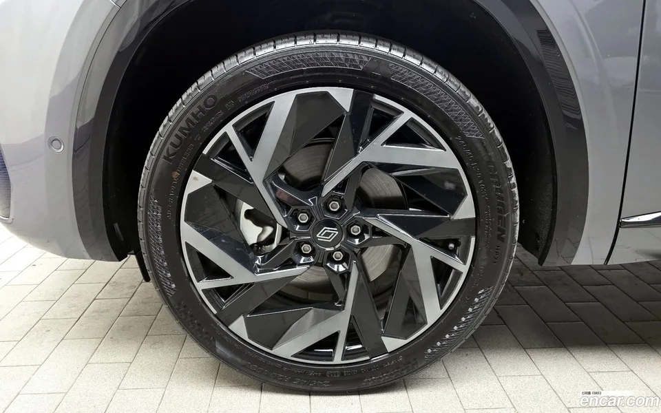 Renault Samsung Grand Koleos 1.5 E-TECH 2WD 2024 — миниатюра 5