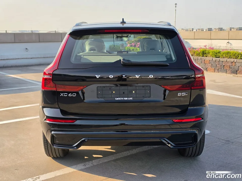 Volvo XC60 B5 2026 — миниатюра 3