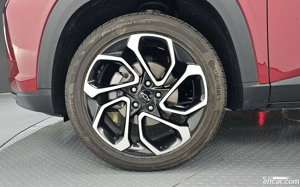 Chevrolet Trax Crossover 1.2 RS 2023 — миниатюра 5