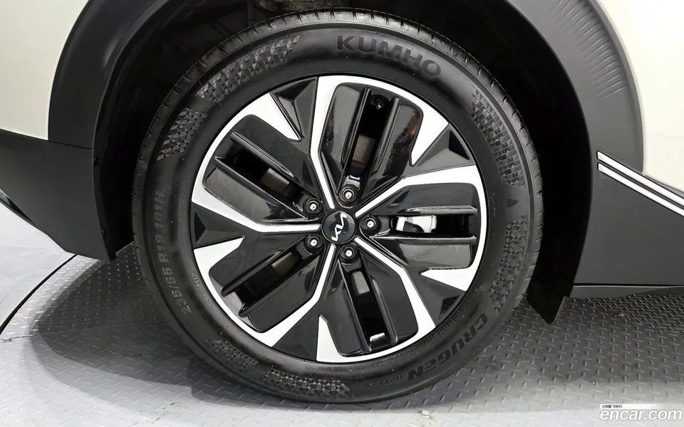 Kia EV6 2022 — миниатюра 5