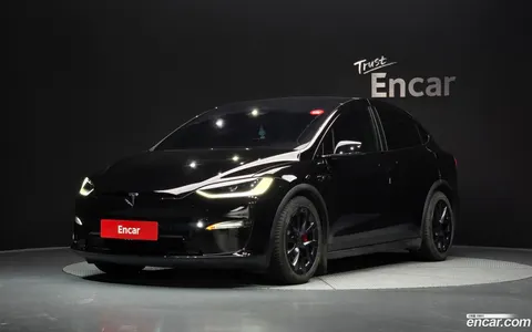 Tesla Model X 2023 купить в Москве