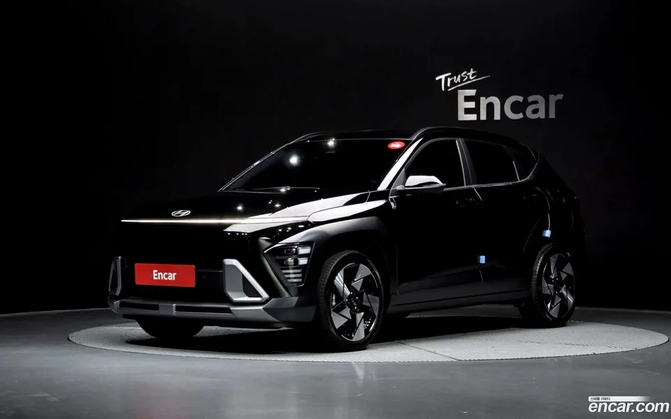Hyundai Kona 2.0 2WD 2023 — фото 1, купить с доставкой в Москву