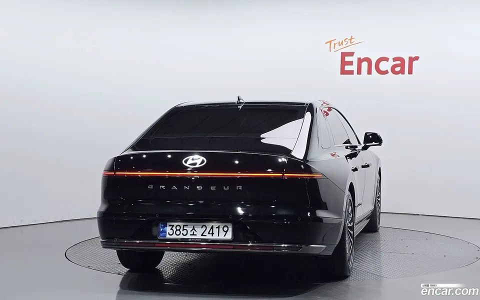 Hyundai Grandeur Hybrid 2023 — миниатюра 4