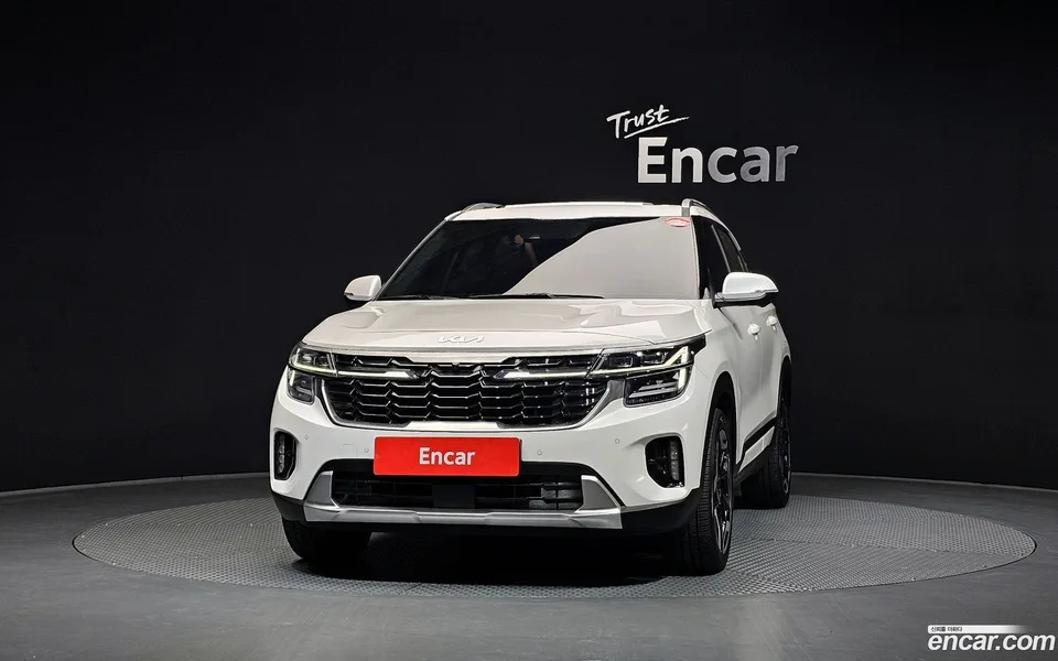Kia Seltos 1.6 4WD 2024 — миниатюра 3