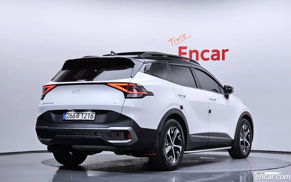 Kia Sportage Hybrid 2WD 2022 — миниатюра 2