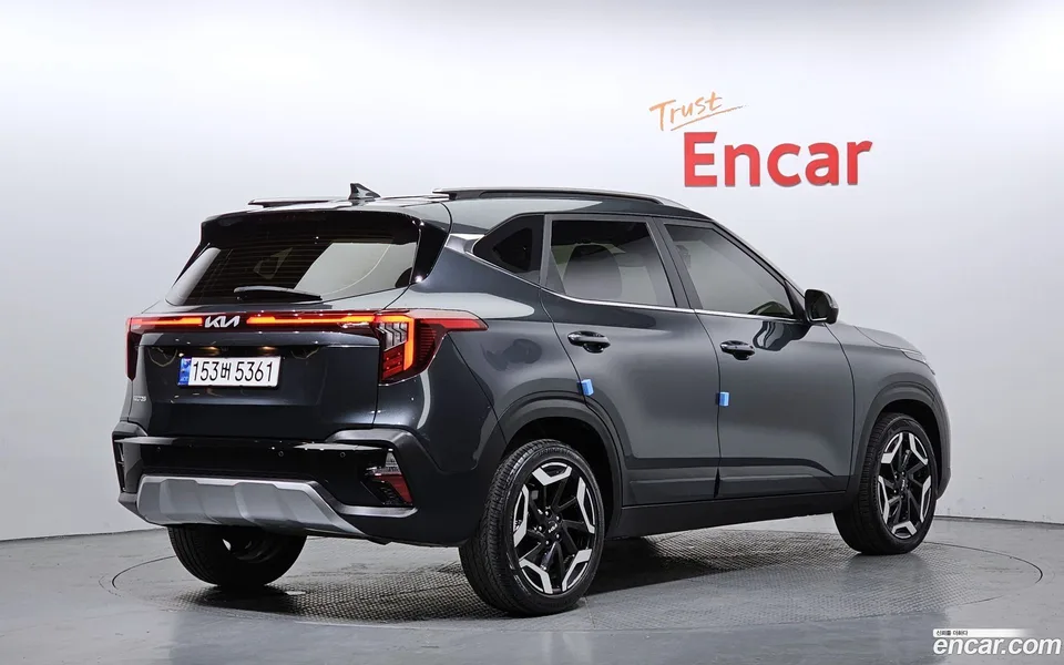 Kia Seltos 1.6 2WD 2023 — миниатюра 2