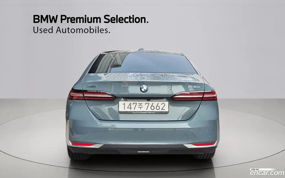 BMW 5 Series 530i xDrive 2025 — миниатюра 3