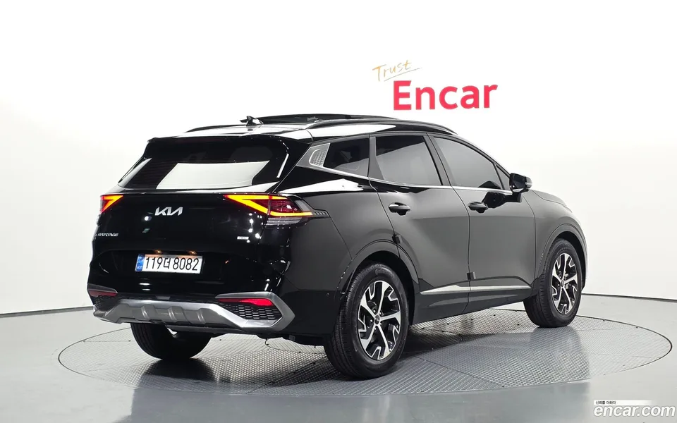 Kia Sportage Hybrid 2WD 2023 — миниатюра 2