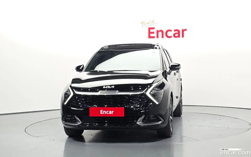 Kia Sportage Hybrid 2WD 2023 — миниатюра 3