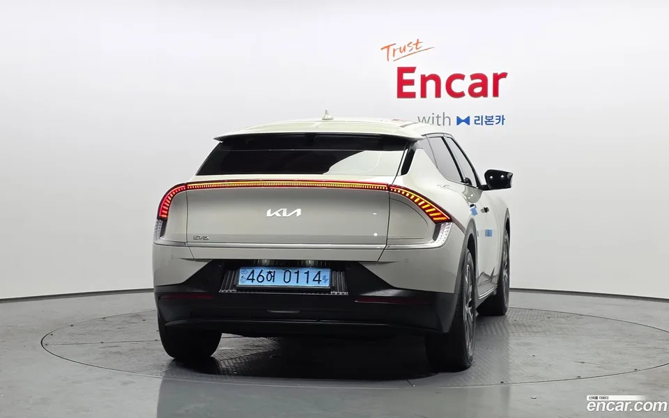 Kia EV6 2022 — миниатюра 4