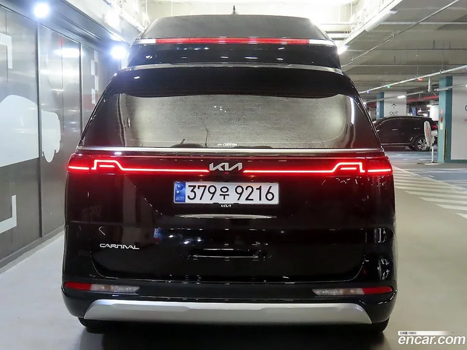 Kia Carnival 7 2022 — миниатюра 4