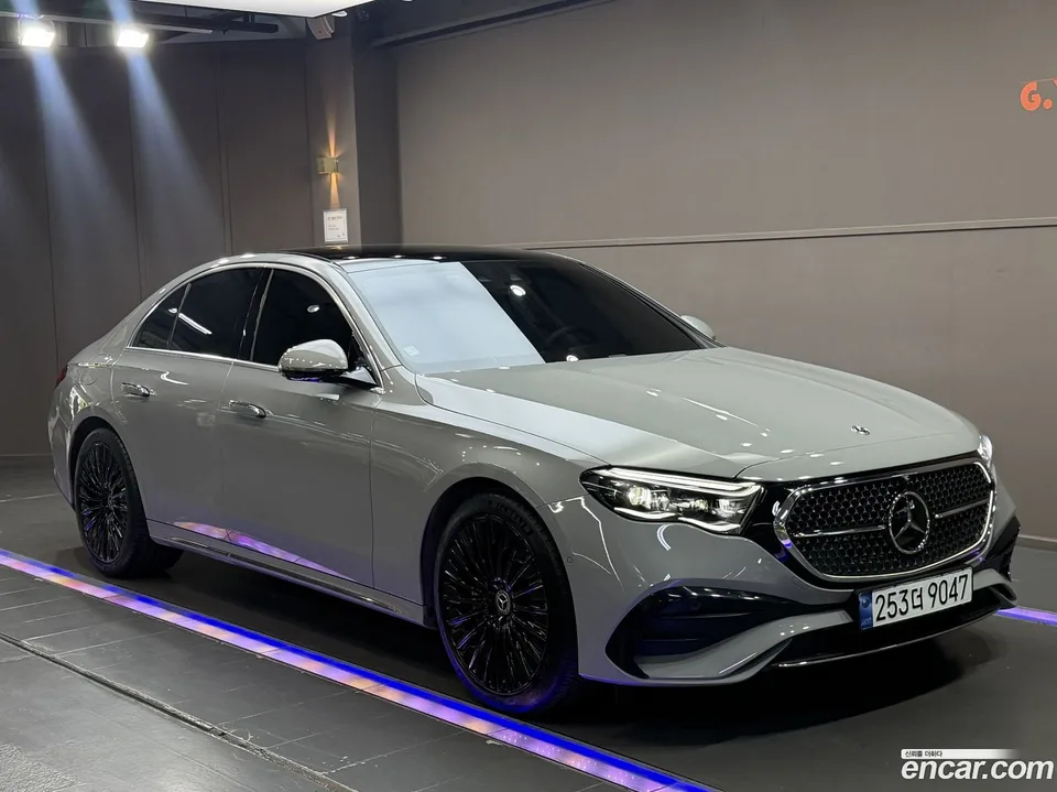 Mercedes-Benz E-Class E300 4MATIC AMG Line 2024 — миниатюра 2