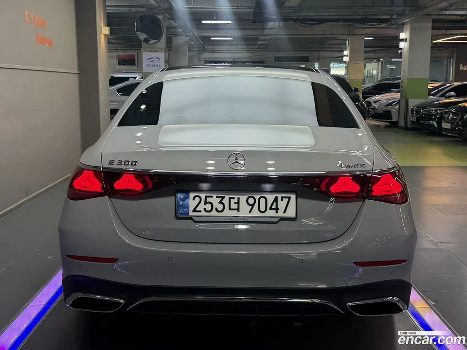 Mercedes-Benz E-Class E300 4MATIC AMG Line 2024 — миниатюра 5