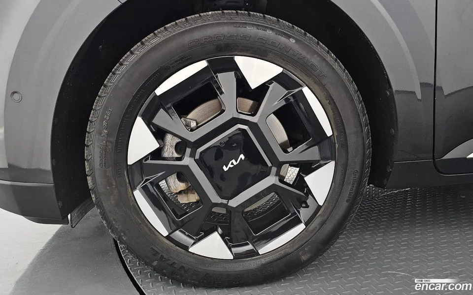 Kia Carnival HEV 9 2024 — миниатюра 5