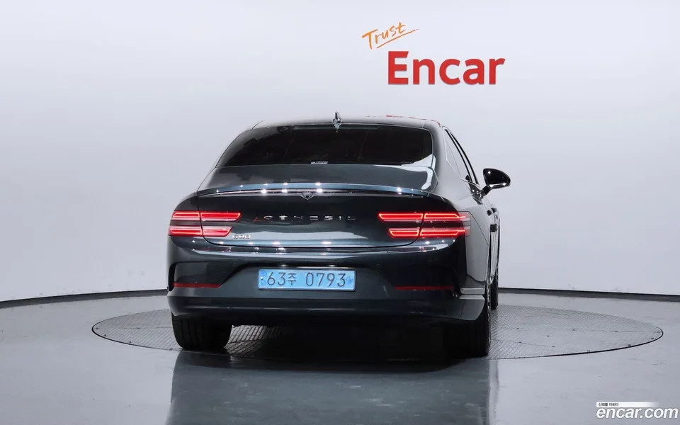 Genesis Electrified G80 e-AWD 2023 — миниатюра 4
