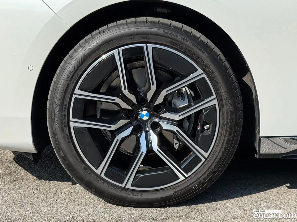 BMW 7 Series 740d xDrive M 2025 — миниатюра 2