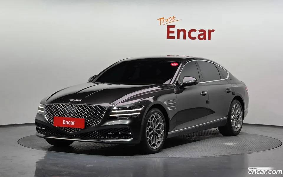 Genesis G80 2.5 2WD 2023 — фото 1, купить с доставкой в Москву