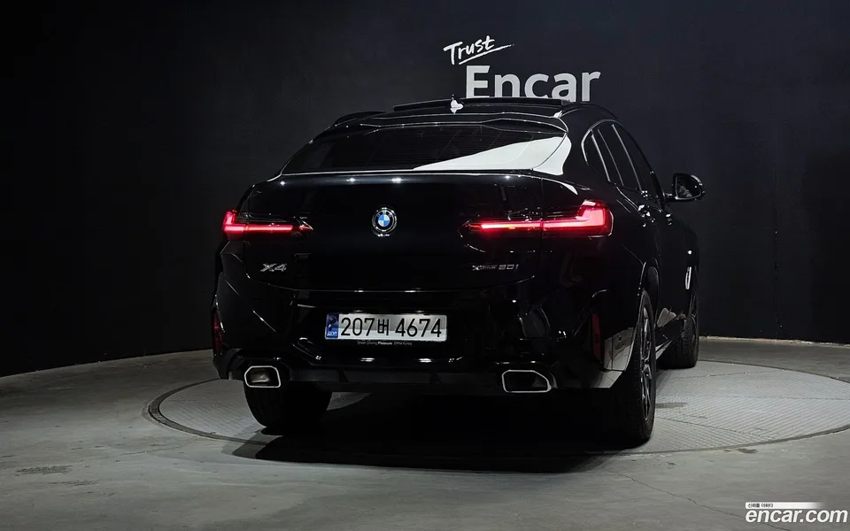 BMW X4 xDrive20i M 2024 — миниатюра 4